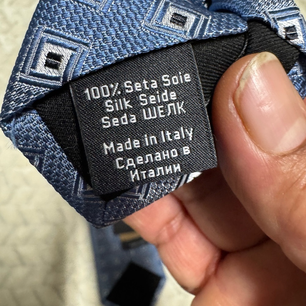 Boss Light Blue Square Pattern Silk Tie - Picture 6 of 6